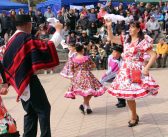 Cientos de personas disfrutaron de la celebración del Día Mundial del Folclor en la plaza de Llolleo