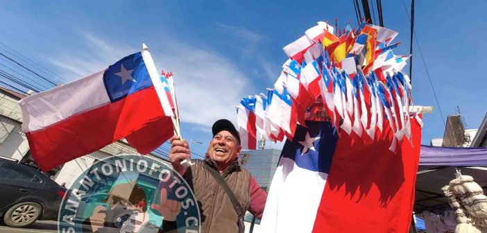 Galería de imágenes: Bandera Chilena la reina de Fiestas Patrias