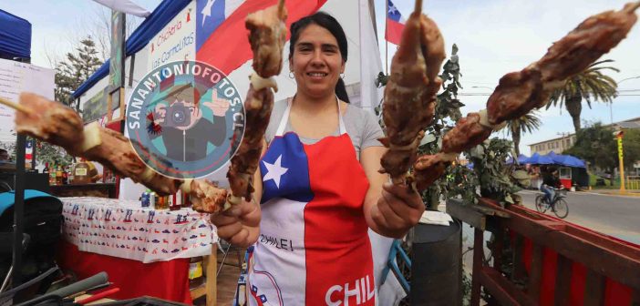 Galería de imágenes: Con gran alegría fueron inauguradas las fondas en Barrancas