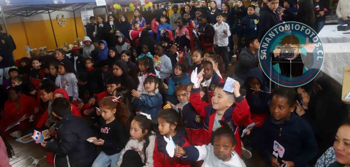 Galería de imágenes: Alumnos participaron de la conmemoración del Día Mundial de la Prevención Contra la Violencia en niños niñas y jóvenes adolescentes