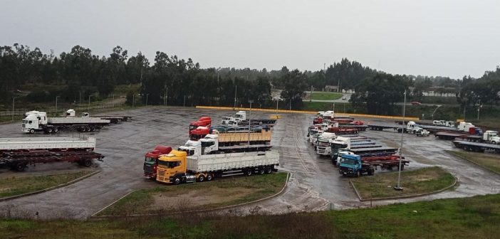 Puerto San Antonio destaca rol estratégico que cumplió el regulador de flujo Alto San Antonio Tránsito para el resguardo de los transportistas durante la alerta de tsunami