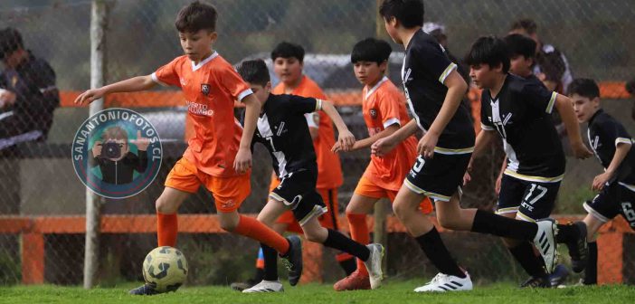 Galería de imágenes: Juan Aspee se quedó con el triunfo al vencer  a Cerro Alegre en serie Tercera Infantil