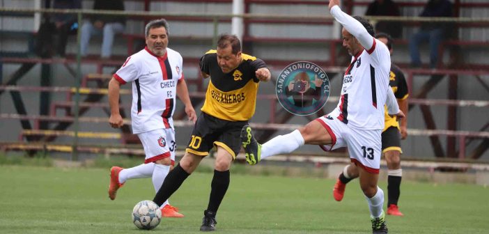Galería de imágenes: Bucaneros y Checo Fútbol Club repartieron puntos en serie 50 del Campeonato de verano Félix Ruiz Brunet