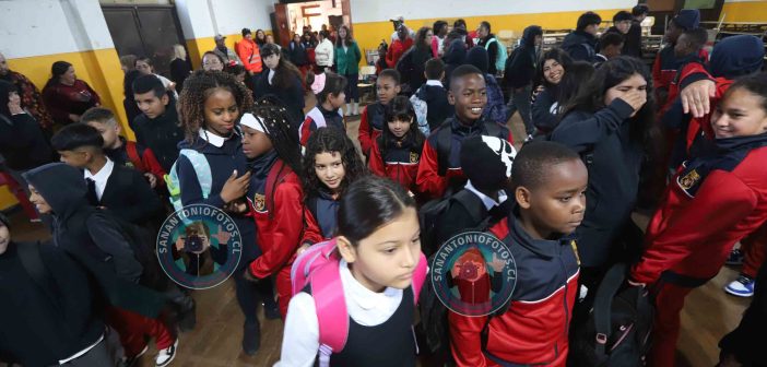 Galería de imágenes: Hoy se dio inicio al año escolar en San Antonio 