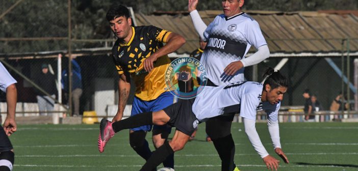 Galería de imágenes: Deportivo El Totoral se quedó con el triunfo al vencer a Cóndor Placilla en serie Senior por Copa Litoral 