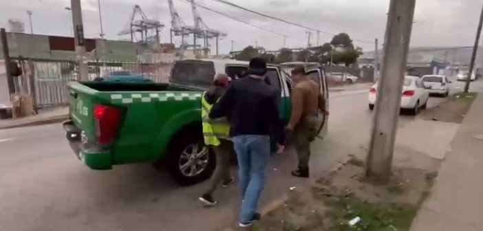 Buscado desde 2023 y con dos órdenes de detención, Carabineros de la SIP de San Antonio logro detener a un ciudadano venezolano que permanecía prófugo de la justicia.
