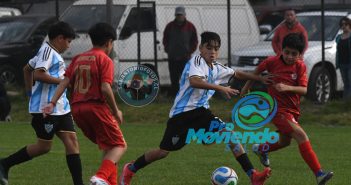 Galería de imágenes: Defensor Cristo Rey El Carmen debutó con un triunfo ante Huracán de Llolleo en serie tercera infantil