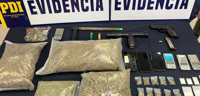 Cuatro detenidos en operativo por microtráfico de drogas efectuado por la PDI en La Campiña